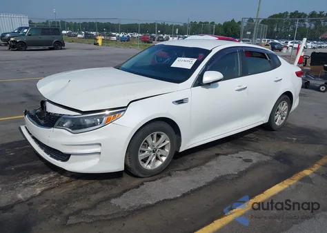 2016 Kia Optima Lx z USA, uszkodzony, nr VIN 5XXGT4L32GG032329
